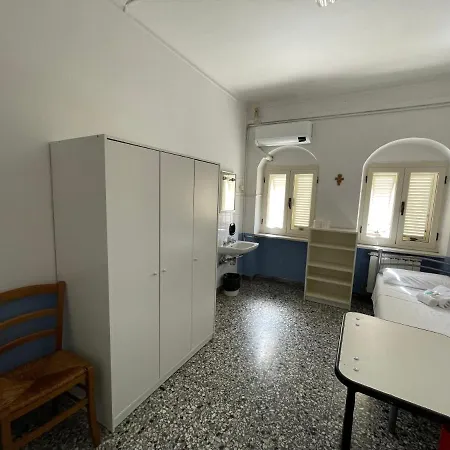 Hostal San Giovanni Bosco La Spezia