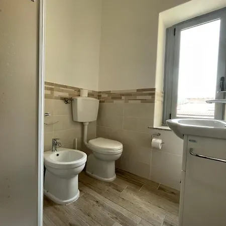 Hostal San Giovanni Bosco *